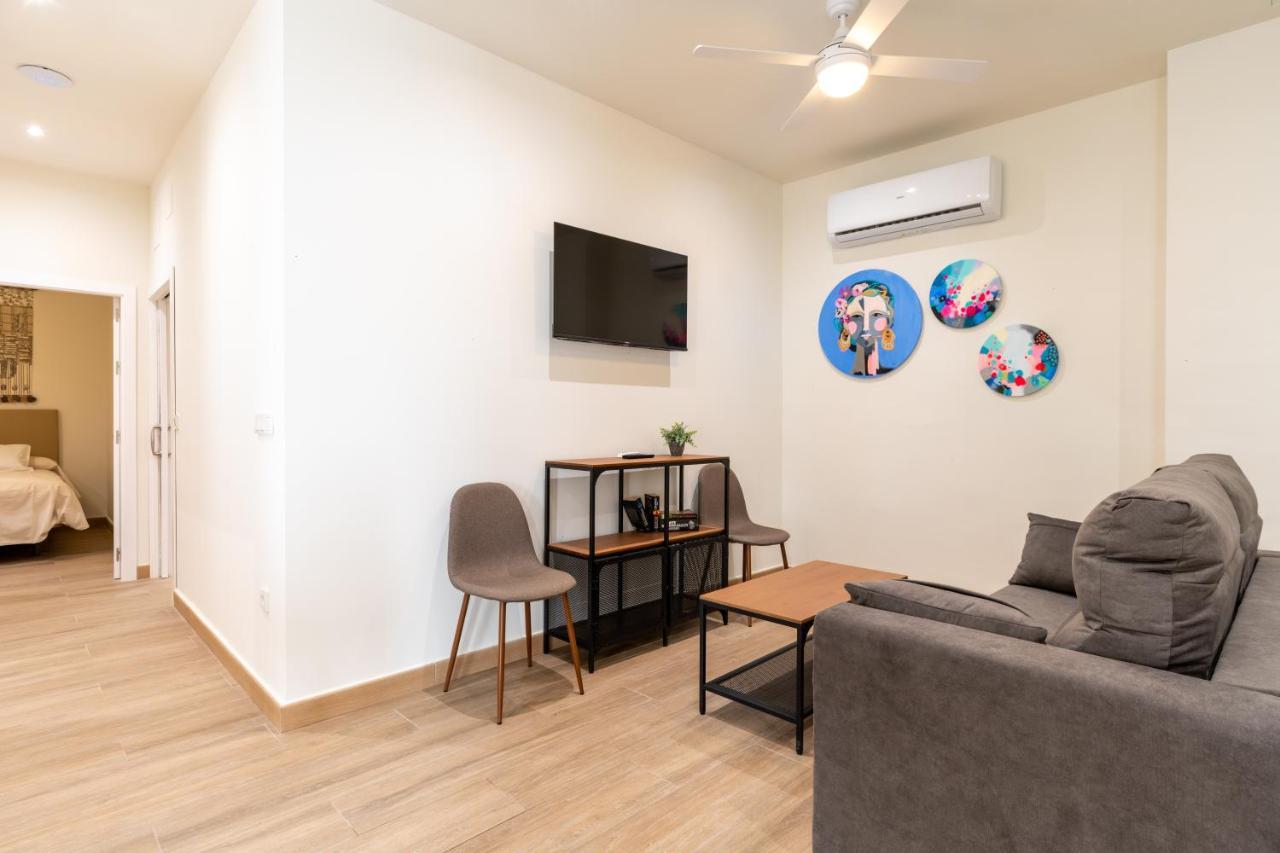 Apartamentos Cervantes 17 Sevilla Exteriör bild
