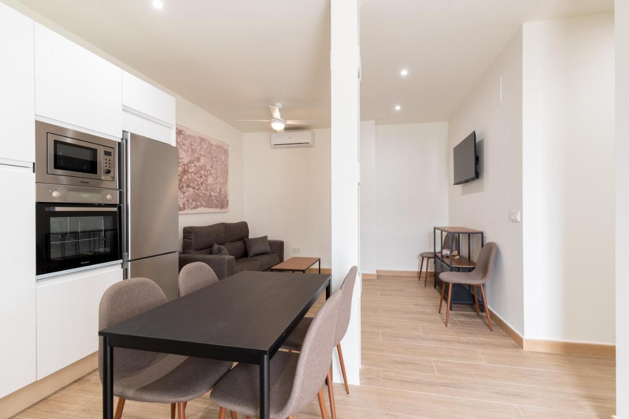 Apartamentos Cervantes 17 Sevilla Exteriör bild