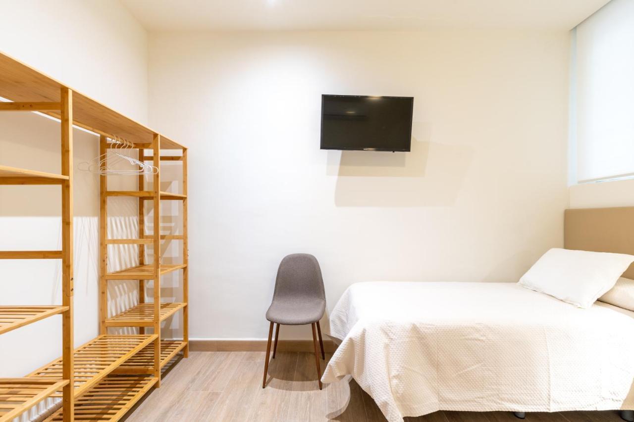 Apartamentos Cervantes 17 Sevilla Exteriör bild