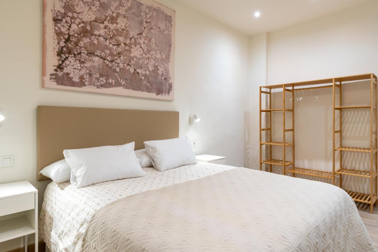 Apartamentos Cervantes 17 Sevilla Exteriör bild