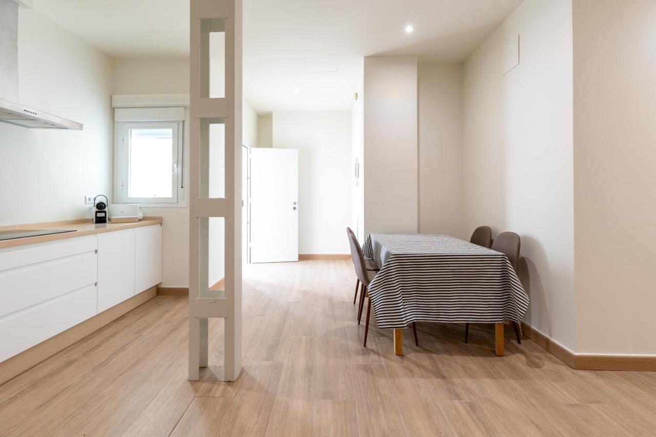 Apartamentos Cervantes 17 Sevilla Exteriör bild