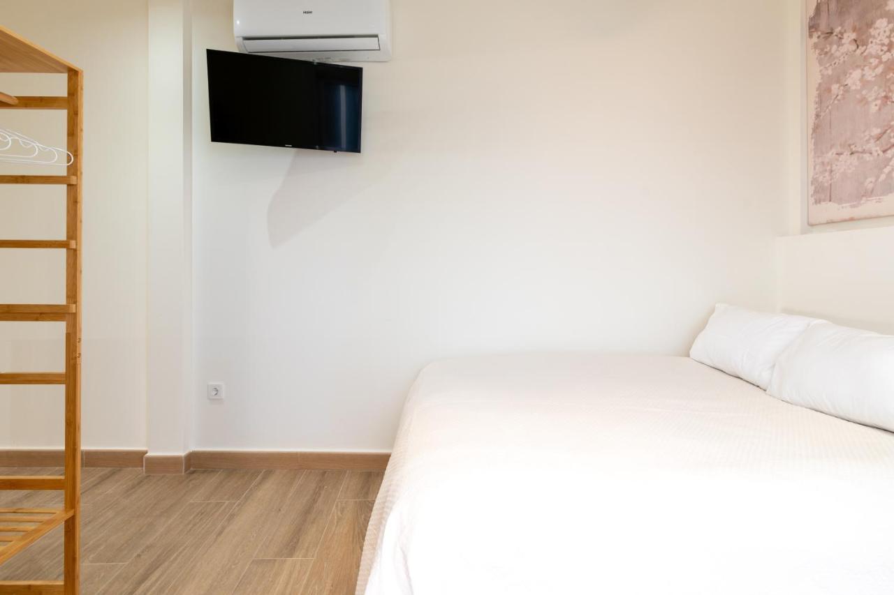 Apartamentos Cervantes 17 Sevilla Exteriör bild